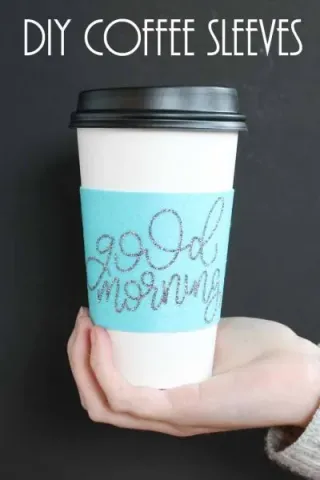 Coffeecup with sleeve