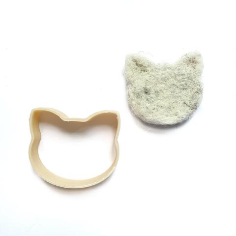 cookie cutter cat toy