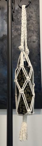 picture of sample hanger